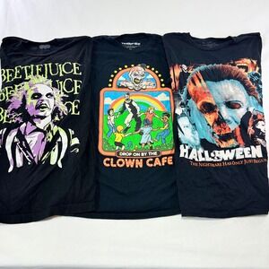 Horror Movie Shirt Bundle Mens Medium Black Beetlejuice Terrifier Halloween Tee